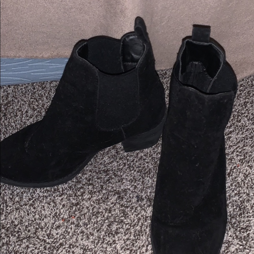 ankle boots